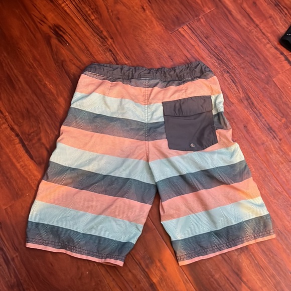 Art Class swim trunks - Picture 2 of 2
